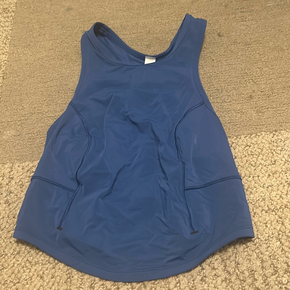 Lulu lemon top